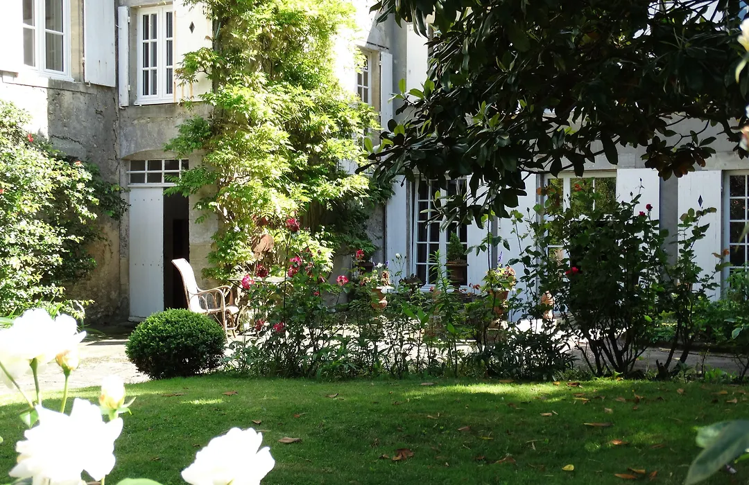 Hôtel particulier le clos de la croix-1