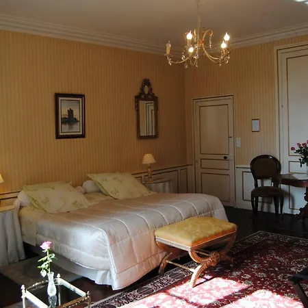 Hotel Particulier De Sainte Croix-2
